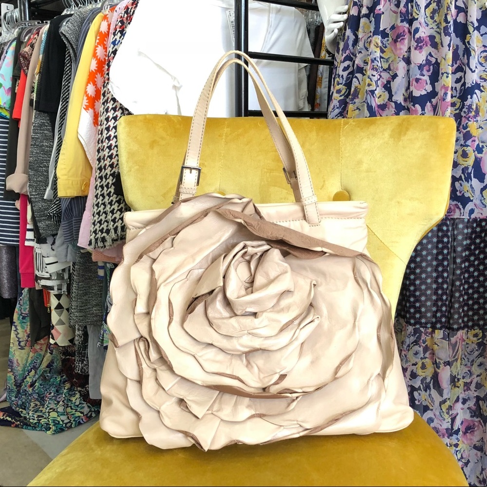 NWT Valentino Petale Leather Tote Bag